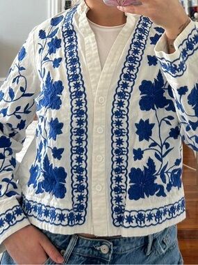 Zara White Jacket with Blue Floral Embroidery